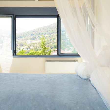 Blueline Guesthouse Agios Dimitrios  المظهر الخارجي الصورة