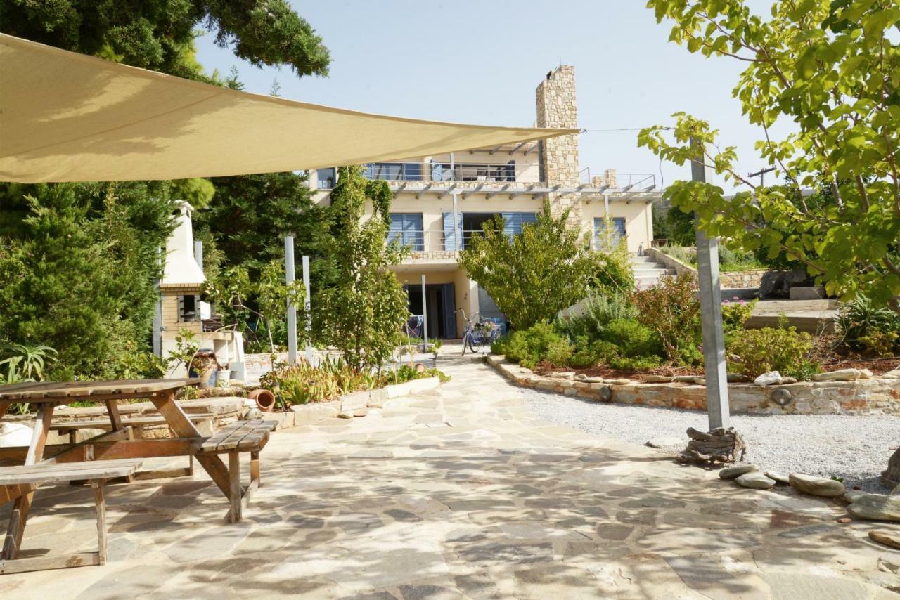 Blueline Guesthouse Agios Dimitrios  المظهر الخارجي الصورة
