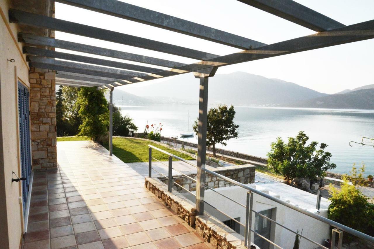 Blueline Guesthouse Agios Dimitrios  المظهر الخارجي الصورة
